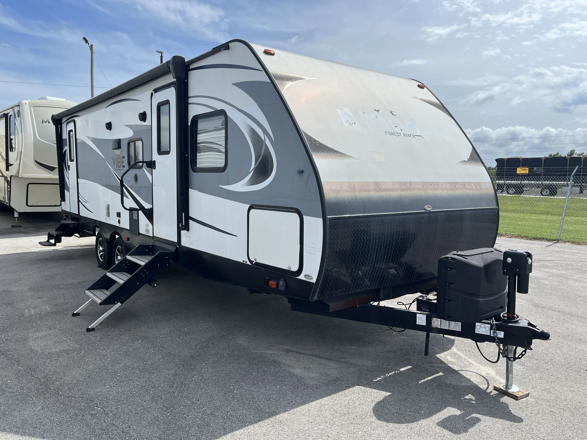 2018 Forest River Vibe Extreme Lite 261BHS