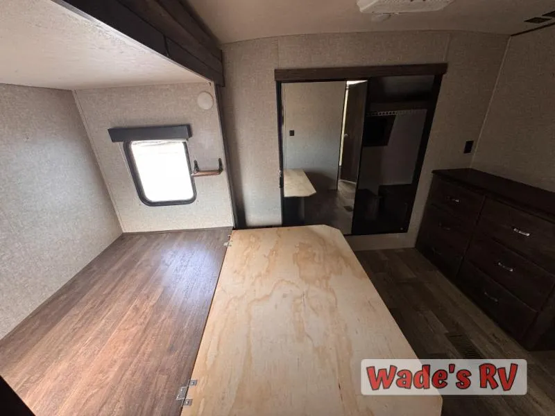 2017 Forest River RV Vibe 278RLS - Photo 3