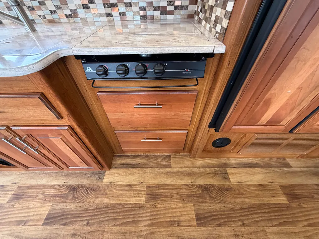 2017 Jayco Precept 35S, Photos photo 19