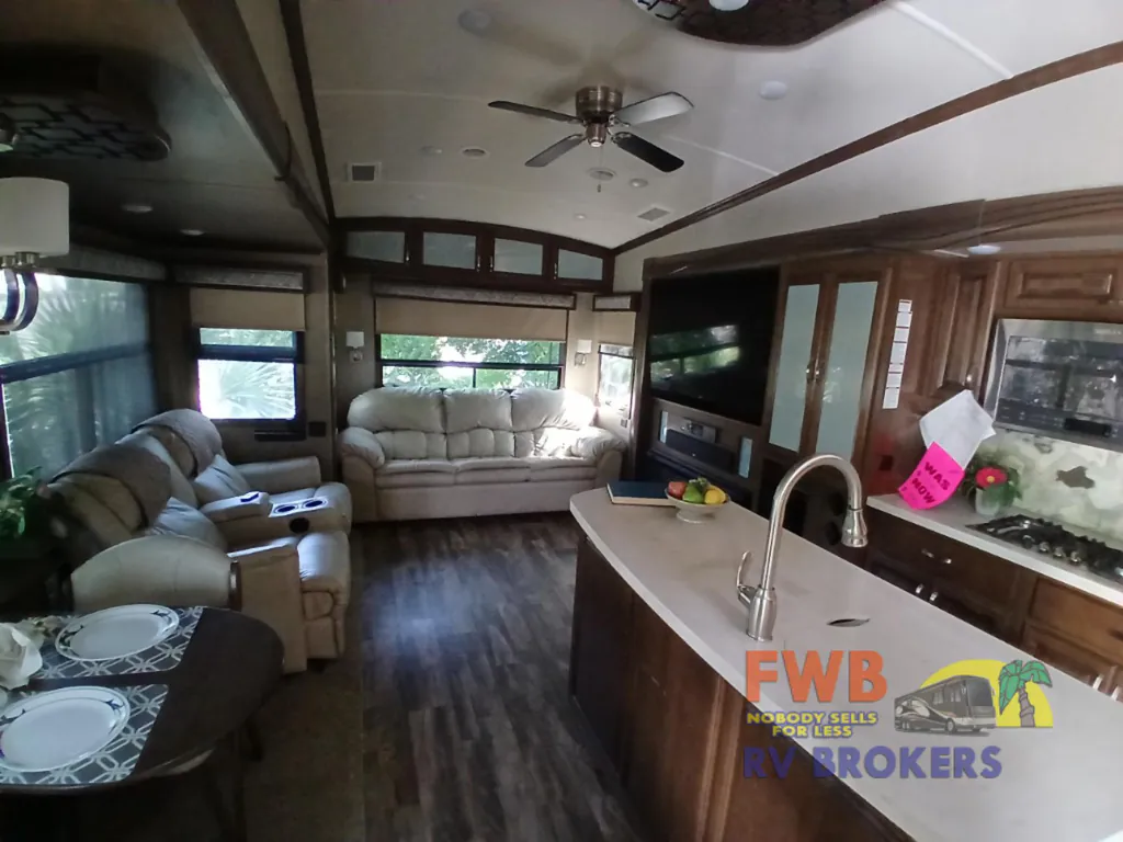 2018 Forest River Cedar Creek Champagne Edition 38EL, Photos photo 13