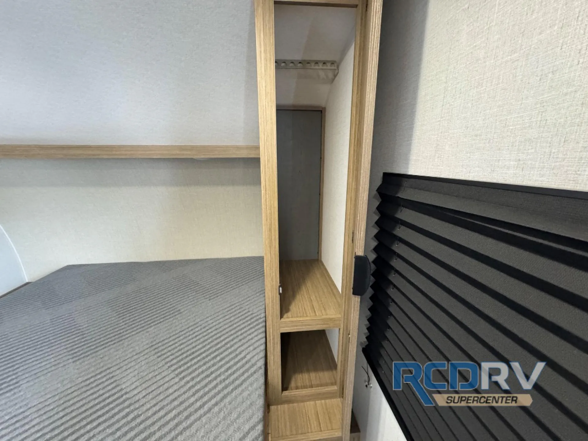 2027 Forest River Salem FSX 260BHLE — Photo 6