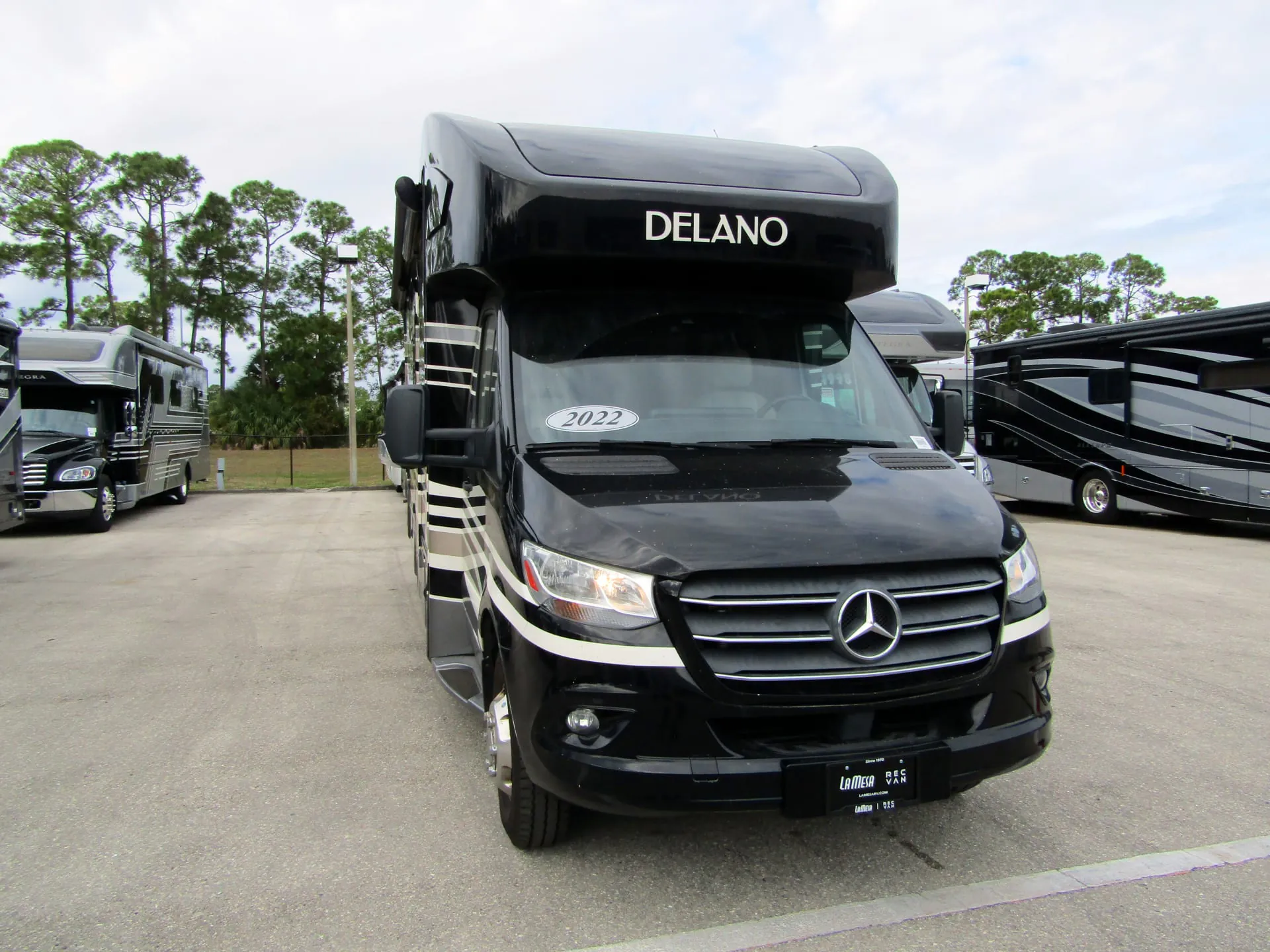 2022 Thor Motor Coach Delano 24RW dealer photo 1 from La Mesa RV Center