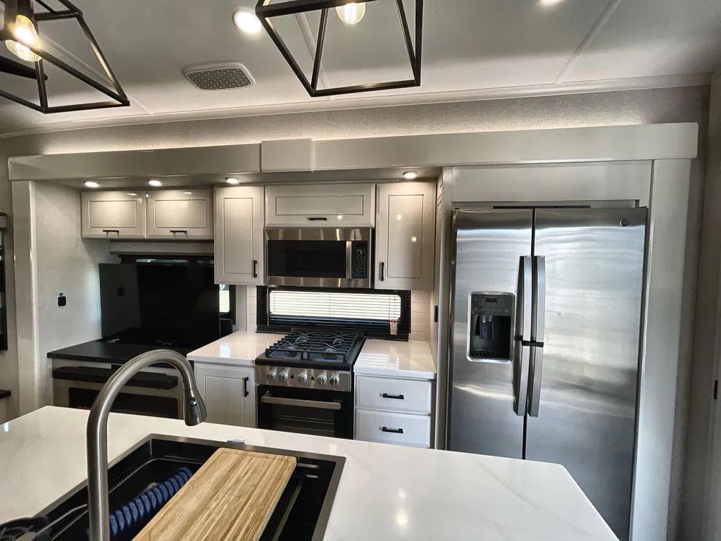 2026 Jayco Pinnacle 36FBTS, Photos photo 13