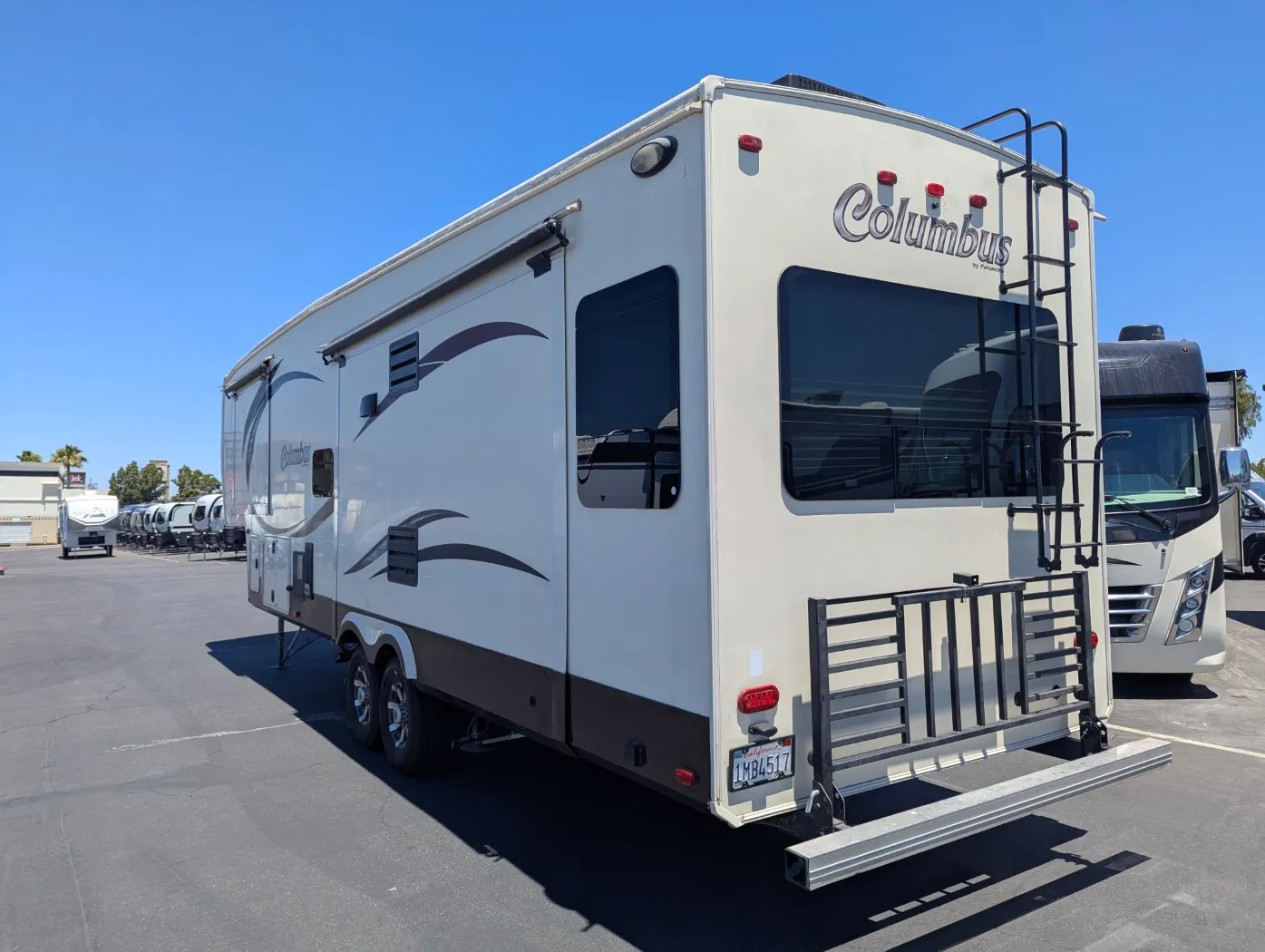 2013 Palomino Columbus 320RS - Photo 3