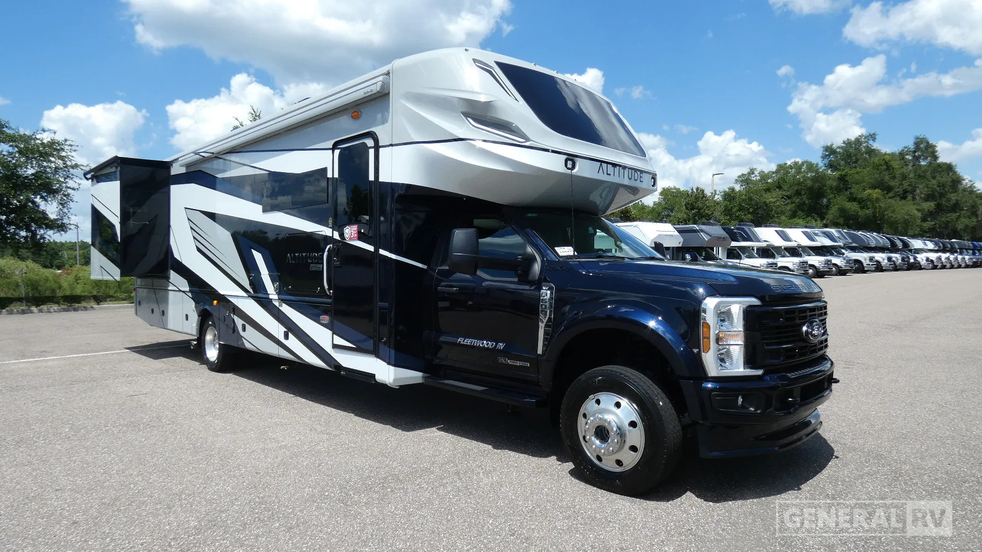 2026 Fleetwood Altitude 36CS - Photo 2