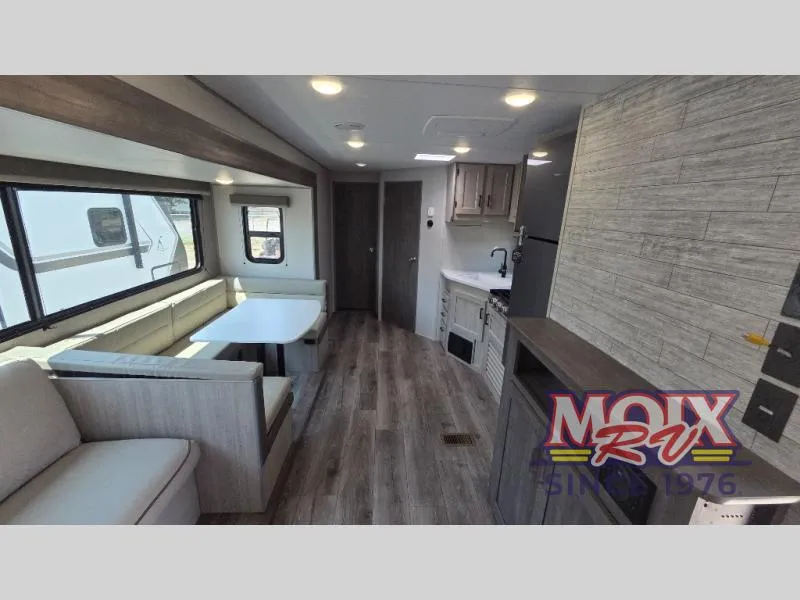 2026 Coachmen RV Catalina Summit Series 8 281QBUNK - Photo 2