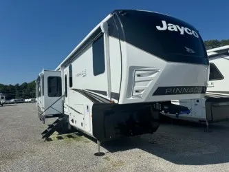 2027 Jayco Pinnacle 32RLTS - Photo 2