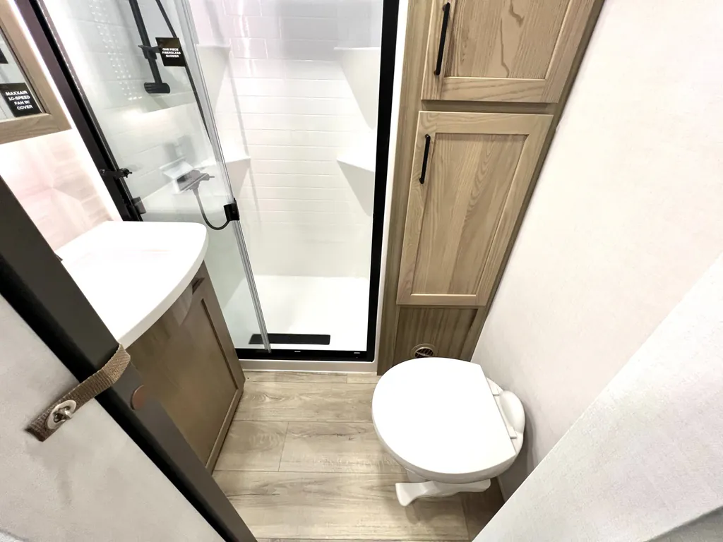 2026 Forest River Rockwood Signature 403SDB, Photos photo 30