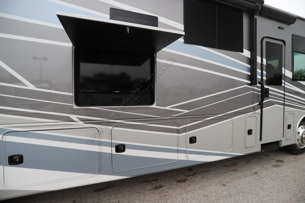 2026 Entegra Coach Vision XL 36C, Photos photo 25