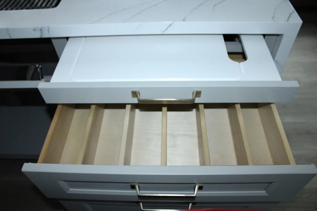 2026 Brinkley Model G 4100, Photos photo 32