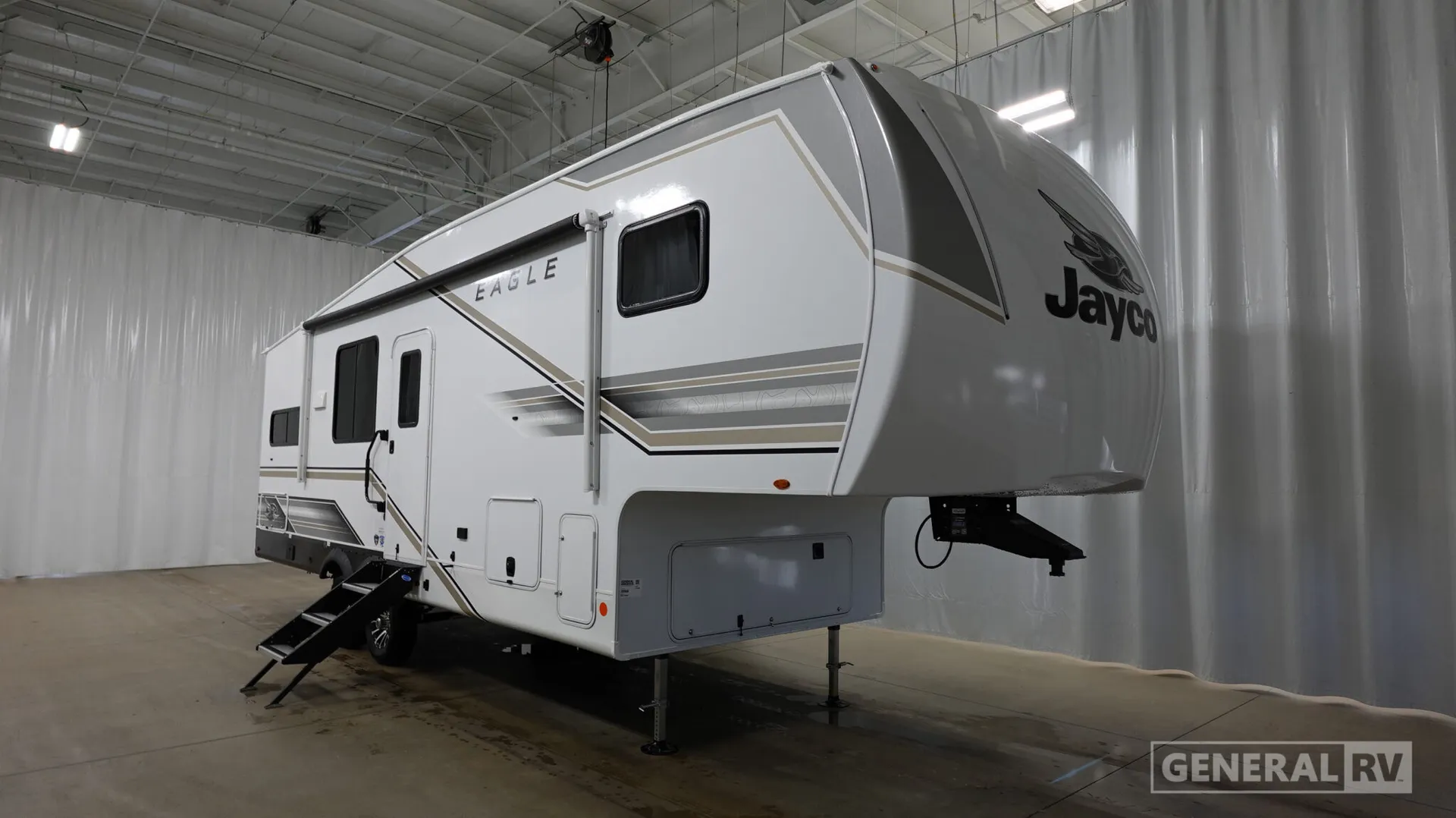 2027 Jayco Eagle 28RKS - Photo 2