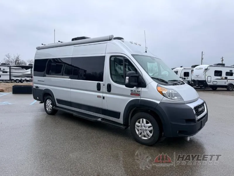 2021 Thor Motor Coach Sequence 20L - Photo 2