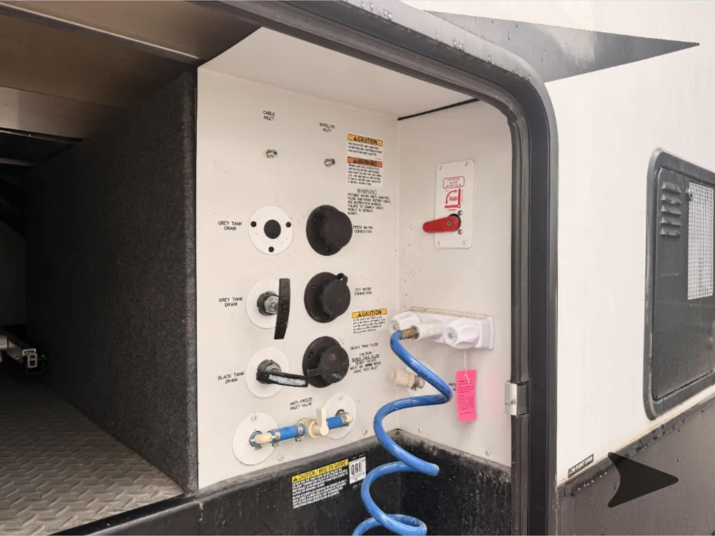 2022 Forest River XLR Nitro 35DK5, Photos photo 31