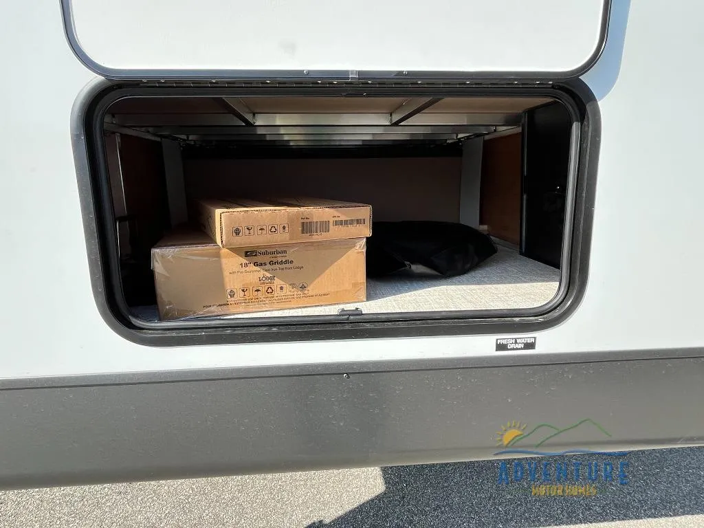 2025 Forest River Flagstaff Super Lite 29RLBS - Photo 4