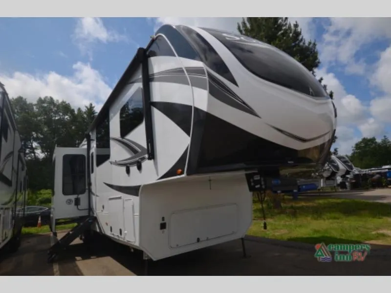 2027 Grand Design Solitude 376RD - Photo 2