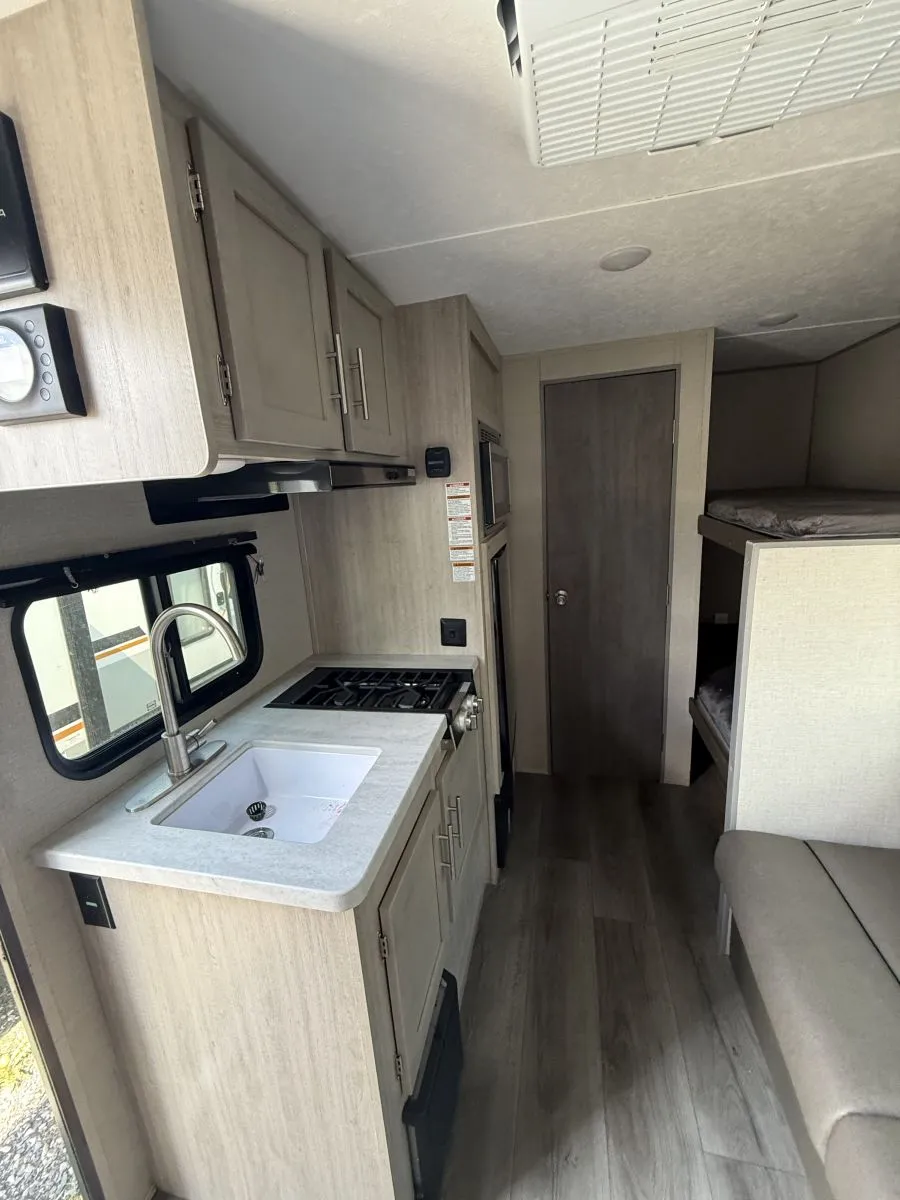 2023 Forest River Aurora Light 16BHX - Photo 4
