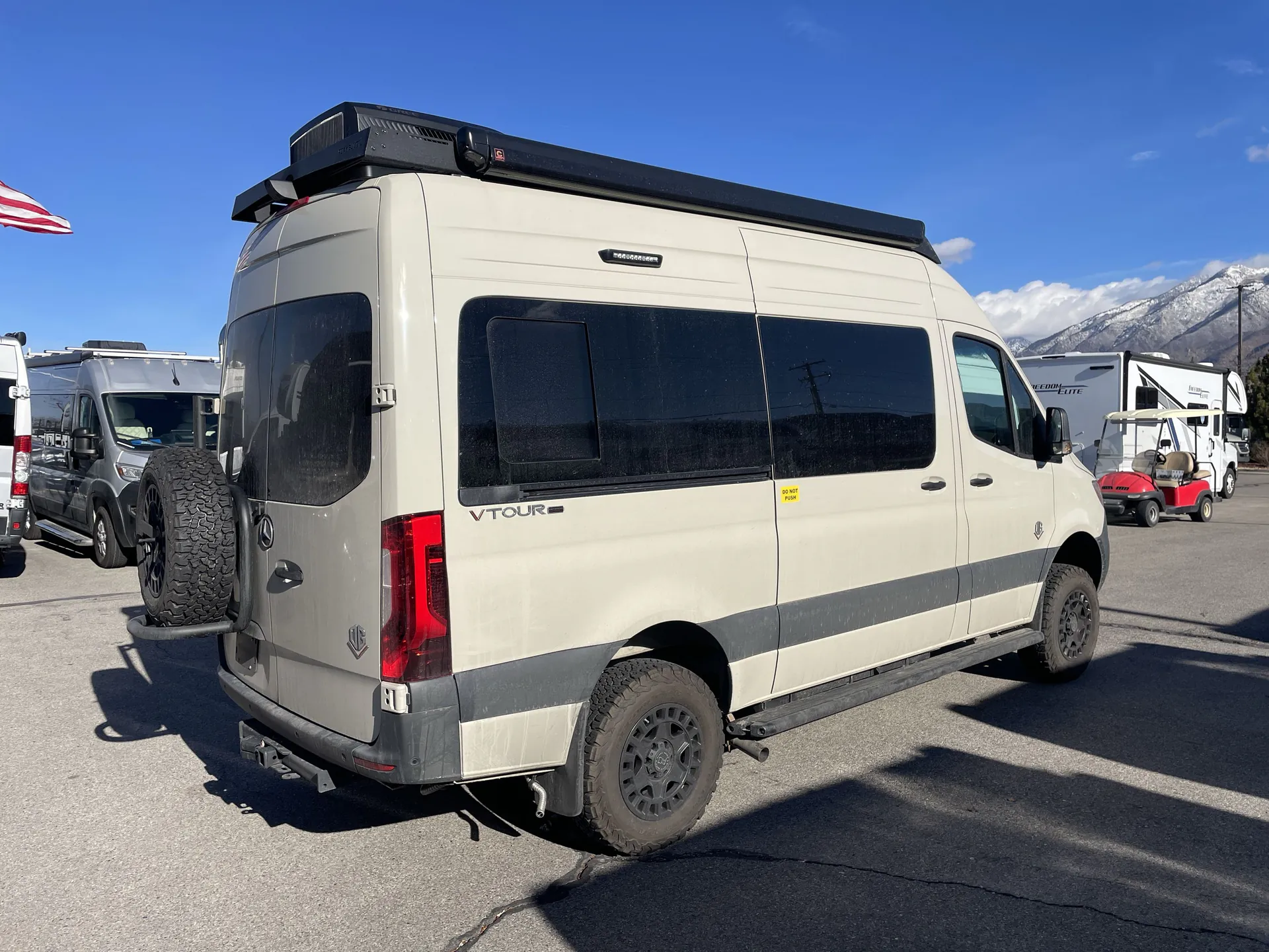 2026 OGV Luxury Coach VTOUR 144 2TB4 — living area main