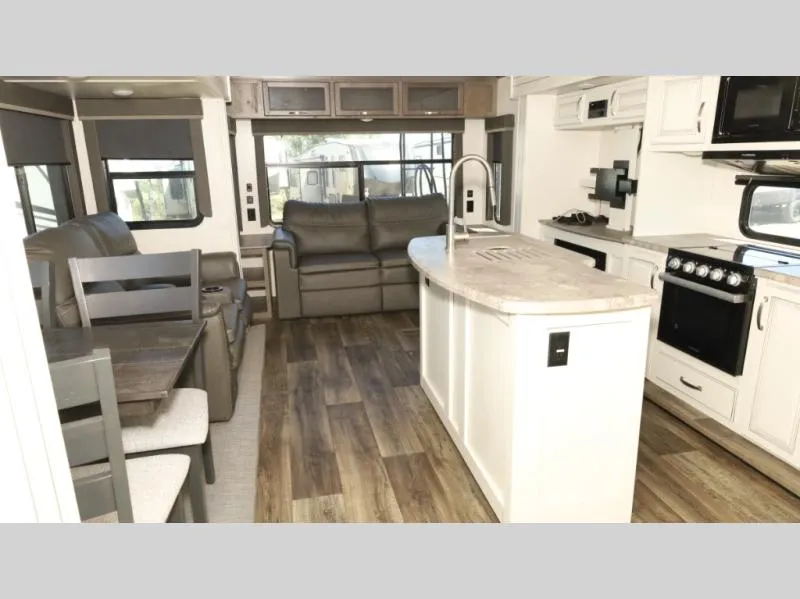 2022 Keystone RV Cougar Half-Ton 33RLI - Photo 4