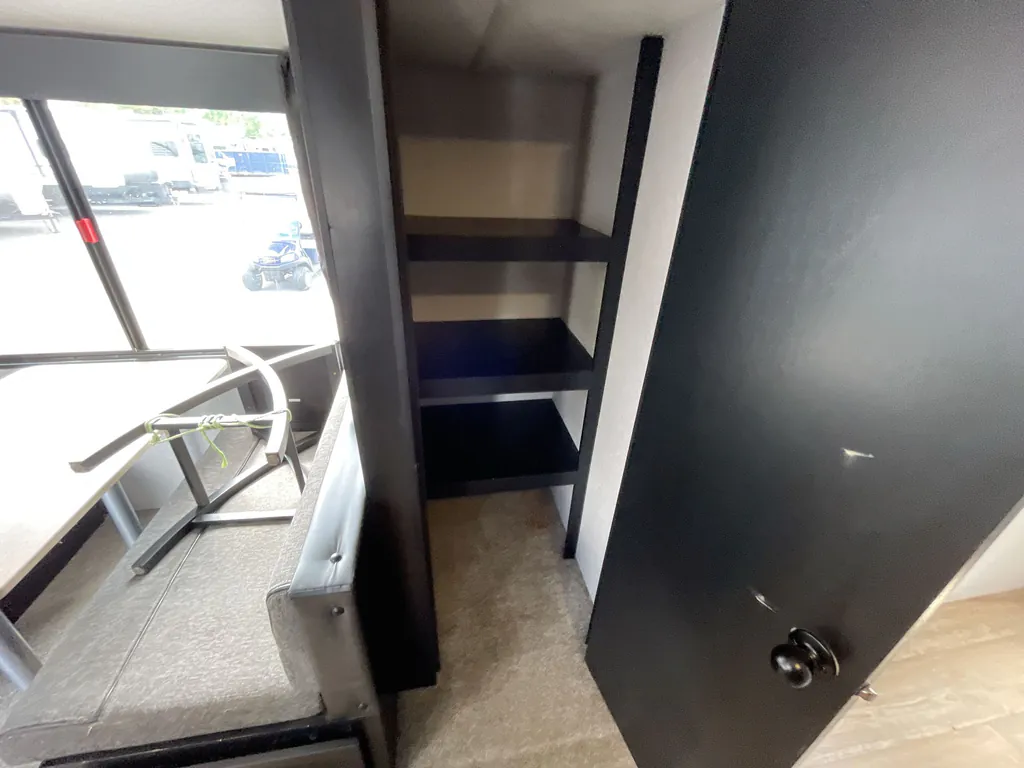 2022 Forest River Cherokee 306MM, Photos photo 8