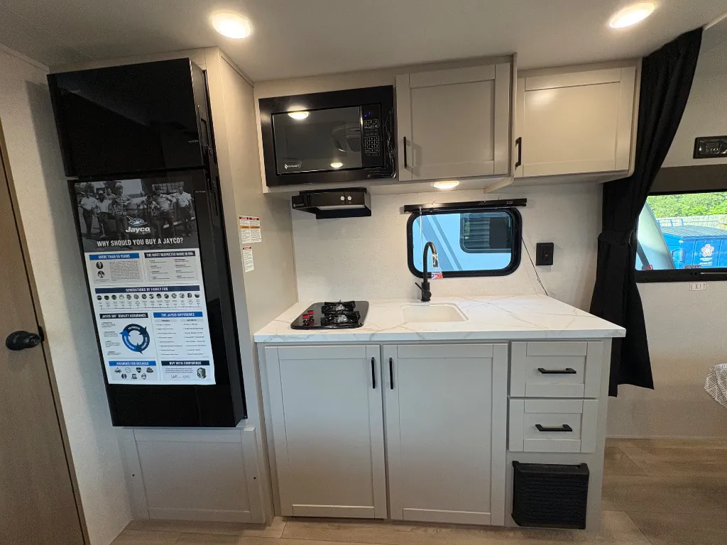 2027 Jayco Jay Flight 175FQ, Photos photo 9