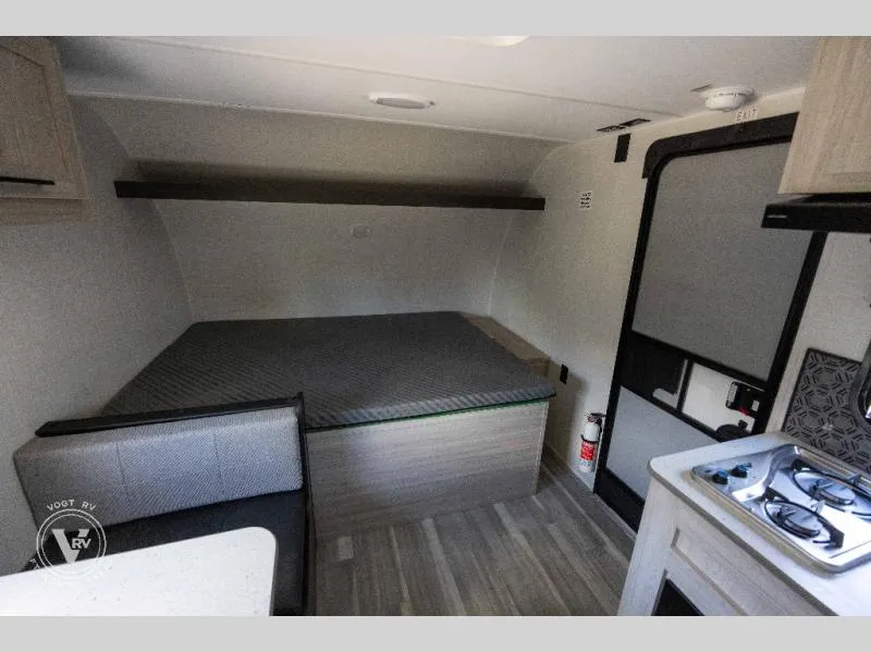 2025 Cruiser RV Avenir 17BH - Photo 4