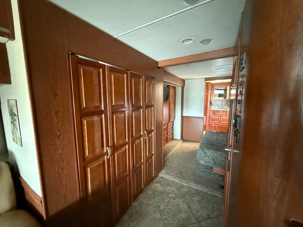 2015 Forest River RV Berkshire 38A, Photos photo 17