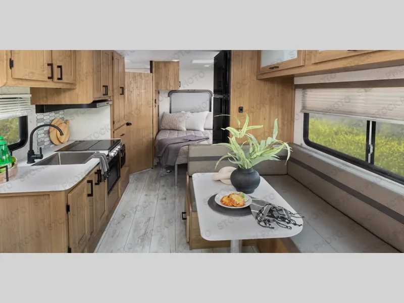 2024 Coachmen Leprechaun 220XG - Photo 3