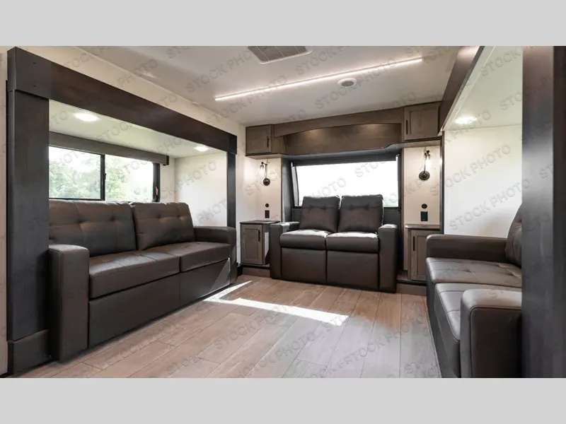 2027 Forest River Cherokee Arctic Wolf 3950SUITE - Photo 4