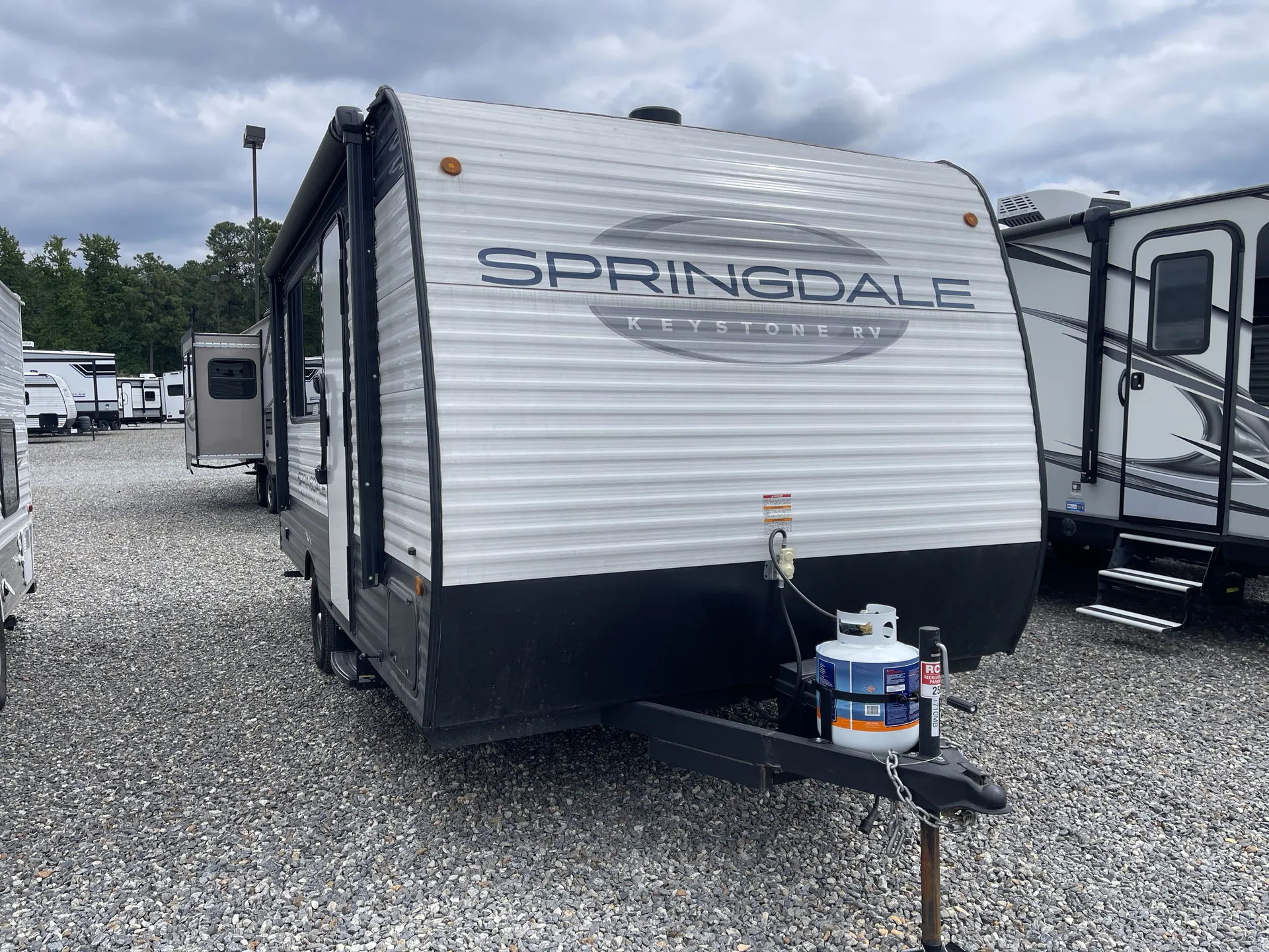 2025 Keystone Springdale Mini 1710MB - Photo 2