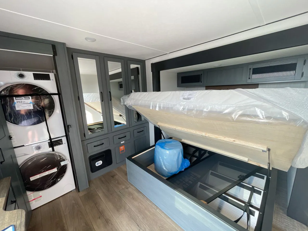 2027 Forest River Puma Vista 403LFT — Photo 7