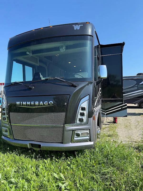 2025 Winnebago Adventurer 36Z - Photo 3