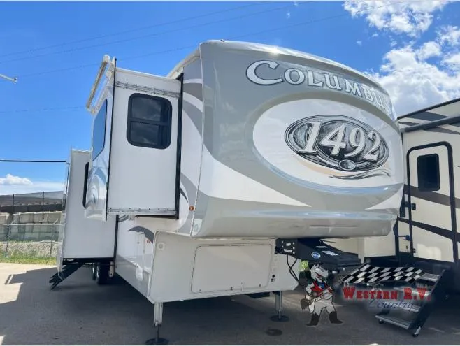 2021 Palomino Columbus 1492 389FL - Photo 3