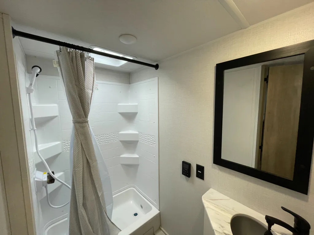 2027 Forest River Airelume 260, Photos photo 13