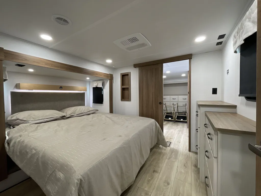2027 Forest River Mesquite 3850HBRK, Photos photo 26