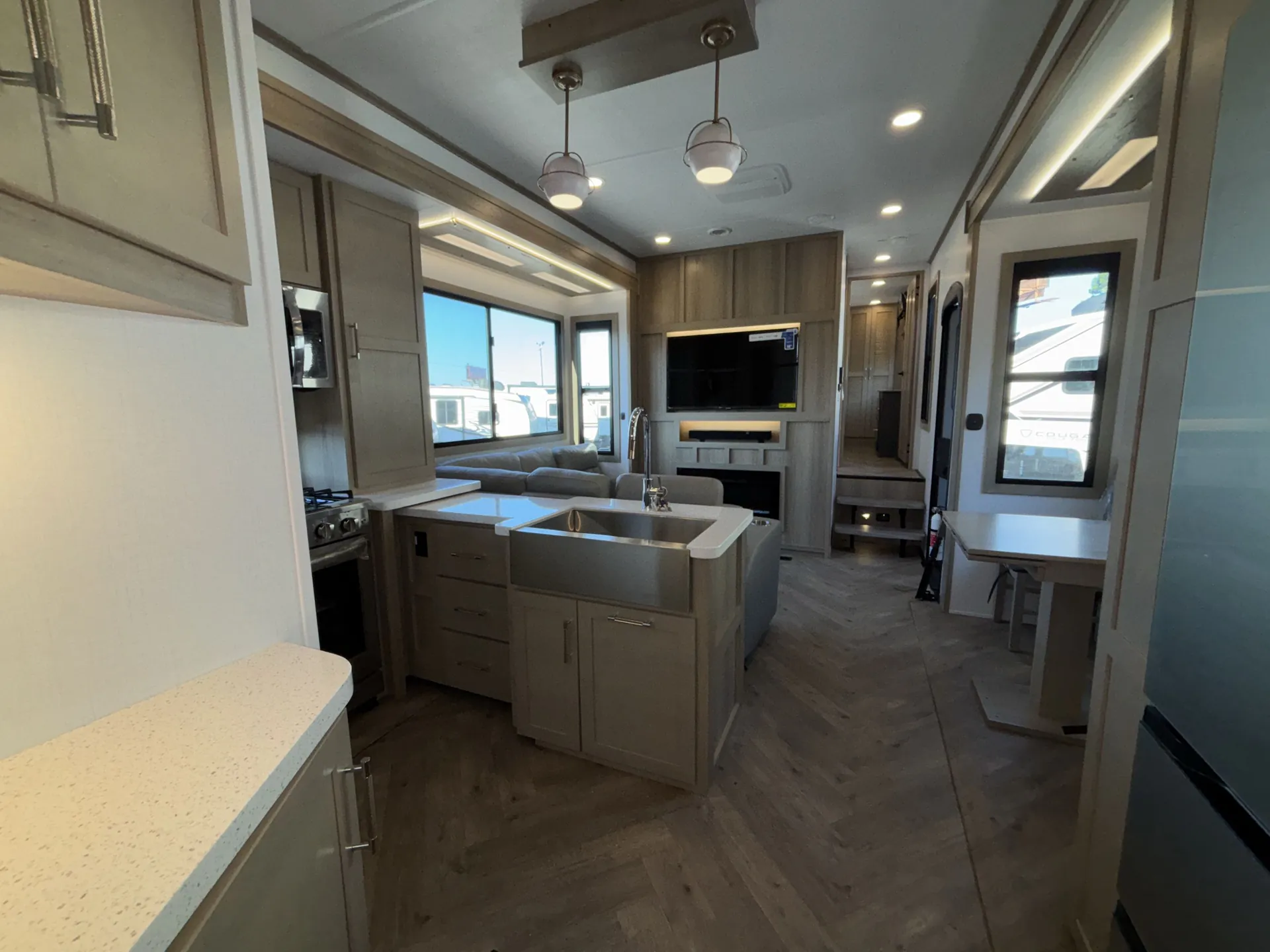 2026 Keystone Raptor 433 — living area main