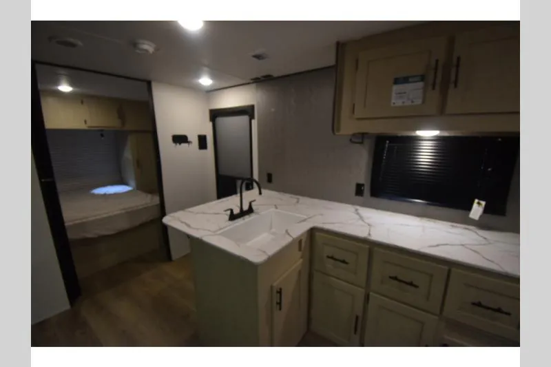2026 Shasta RVs i-5 Edition 526RBS, Photos photo 15