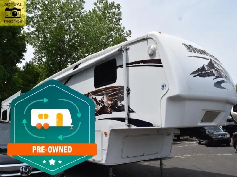 2006 Keystone RV Montana 3400RL - Main photo