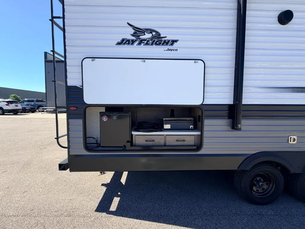 2024 Jayco Jay Flight 267BHS - Photo 4