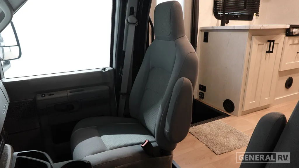 2027 Nexus Triumph Sport 24TS, Photos photo 12
