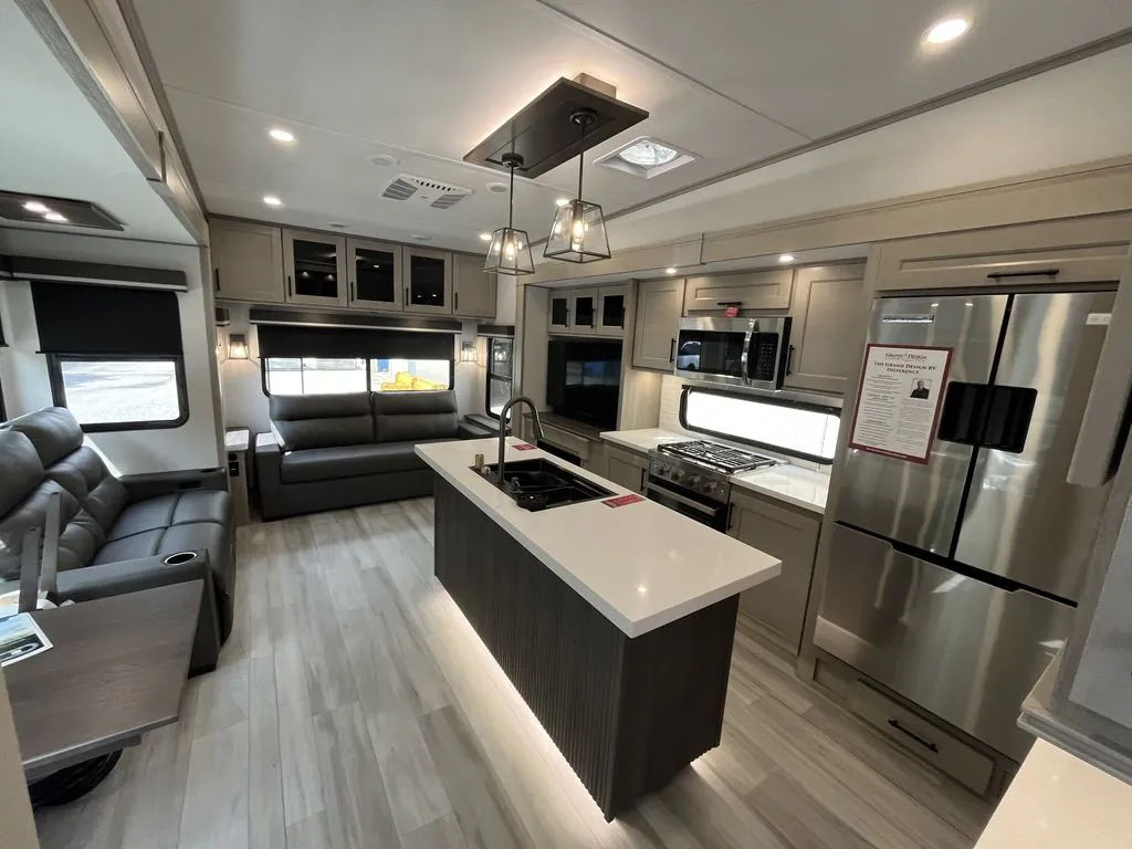 2026 Grand Design Influence 3003RL - Photo 4