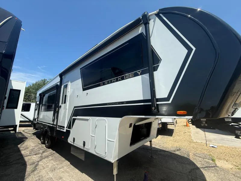 2026 Brinkley Model Z 3210 - Photo 2