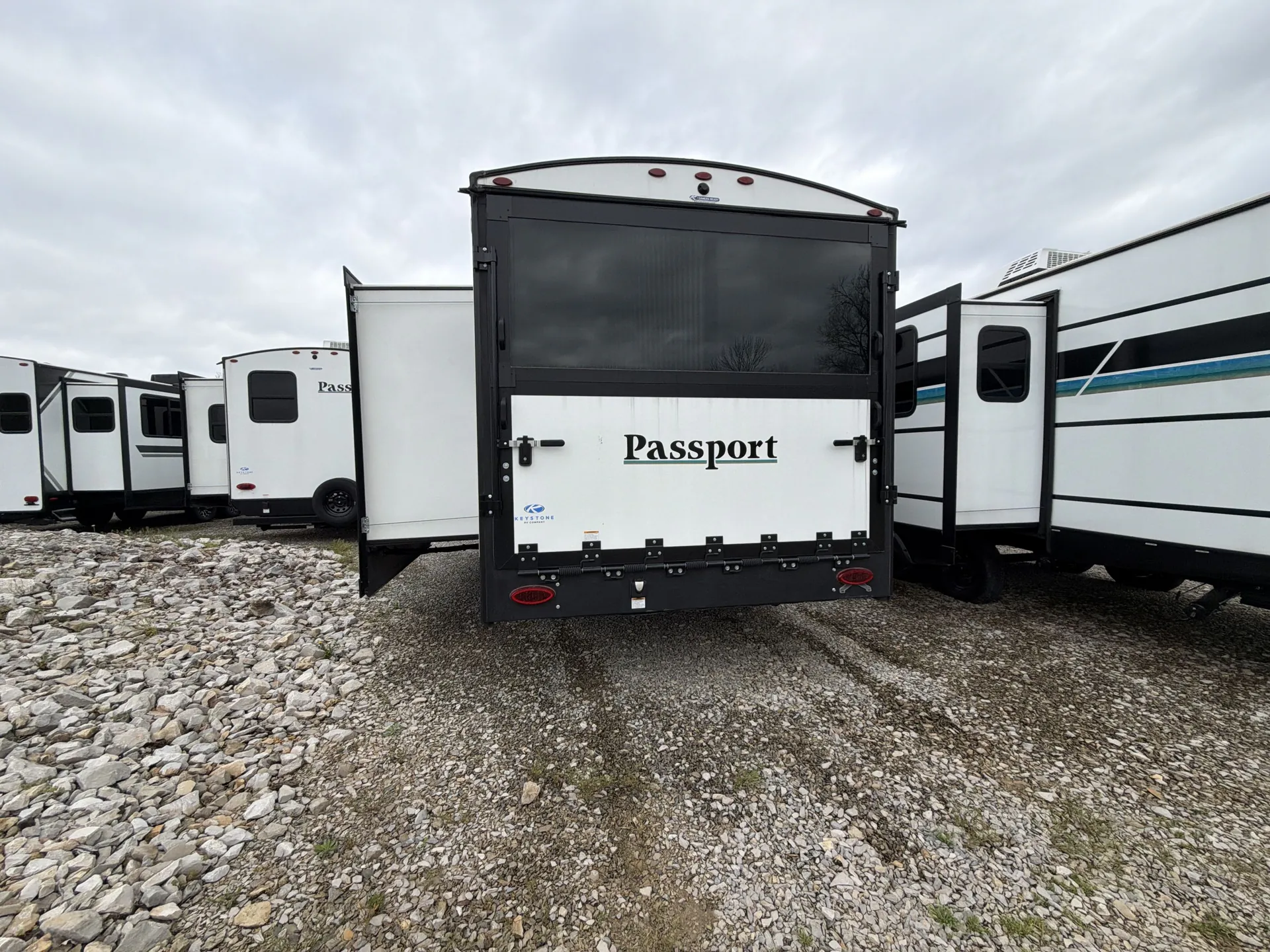 2025 Keystone Passport 3360BK — living area main