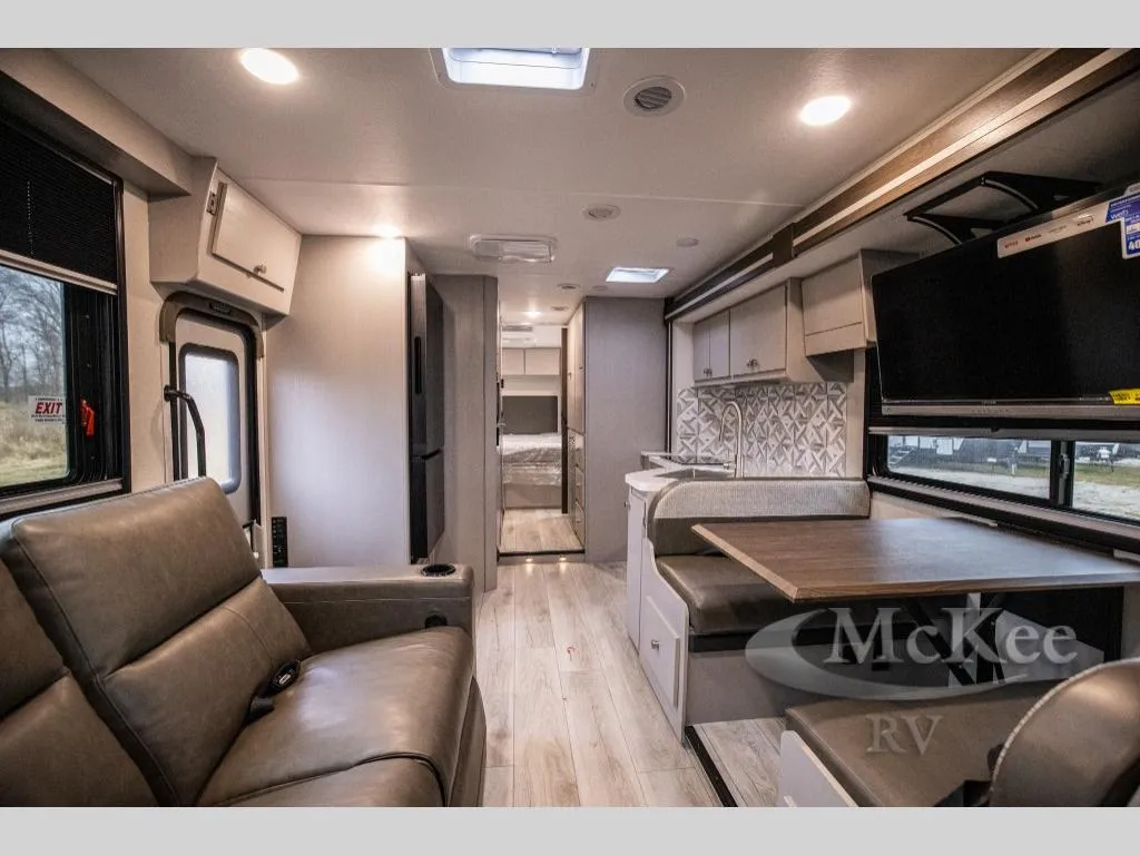 2026 Coachmen Entourage 320LV - Photo 3