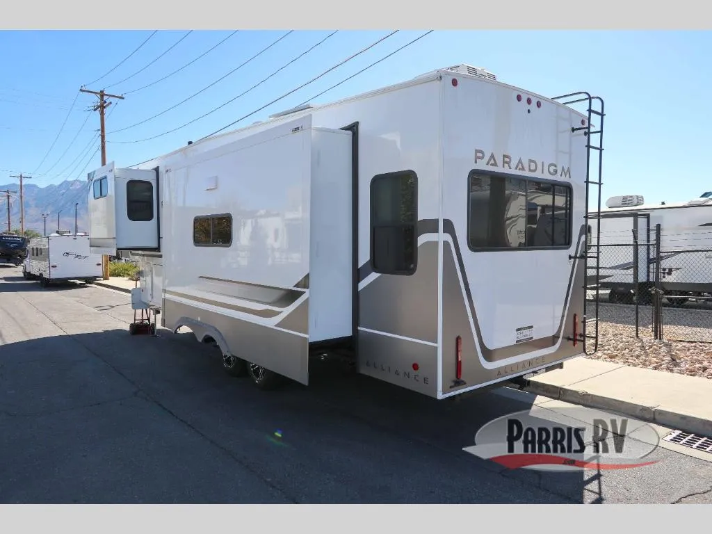 2026 Alliance RV Paradigm 310RL - Photo 4