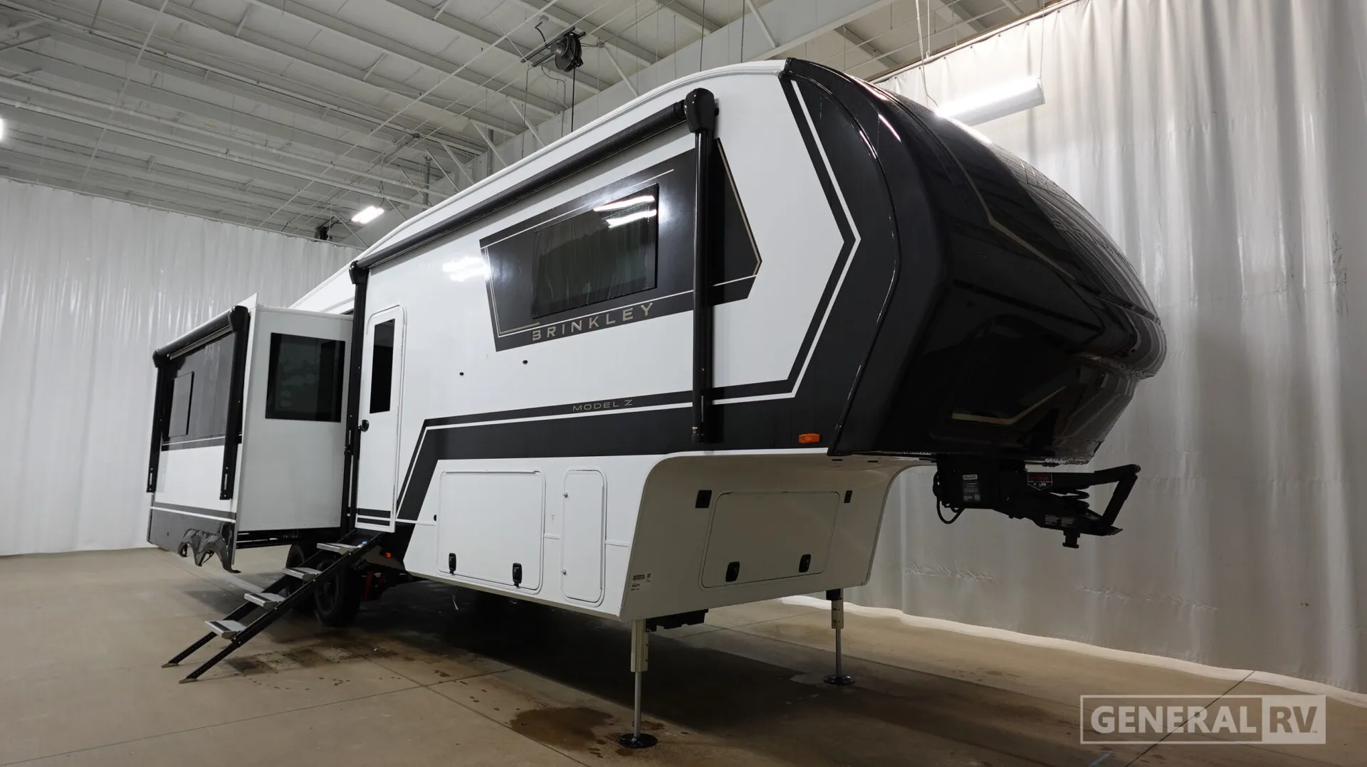 2026 Brinkley Model Z 3100 - Photo 2