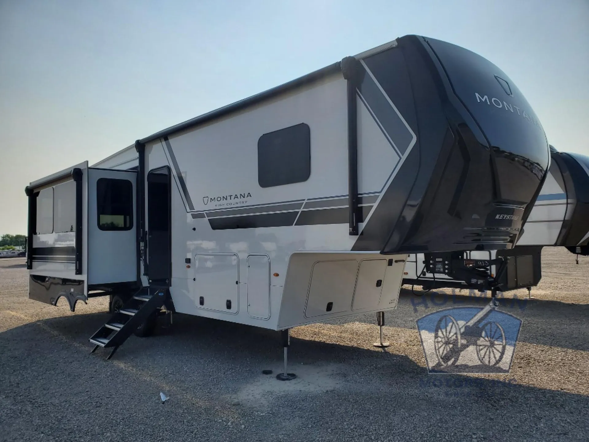 2026 Keystone Montana High Country 290RL - Photo 2