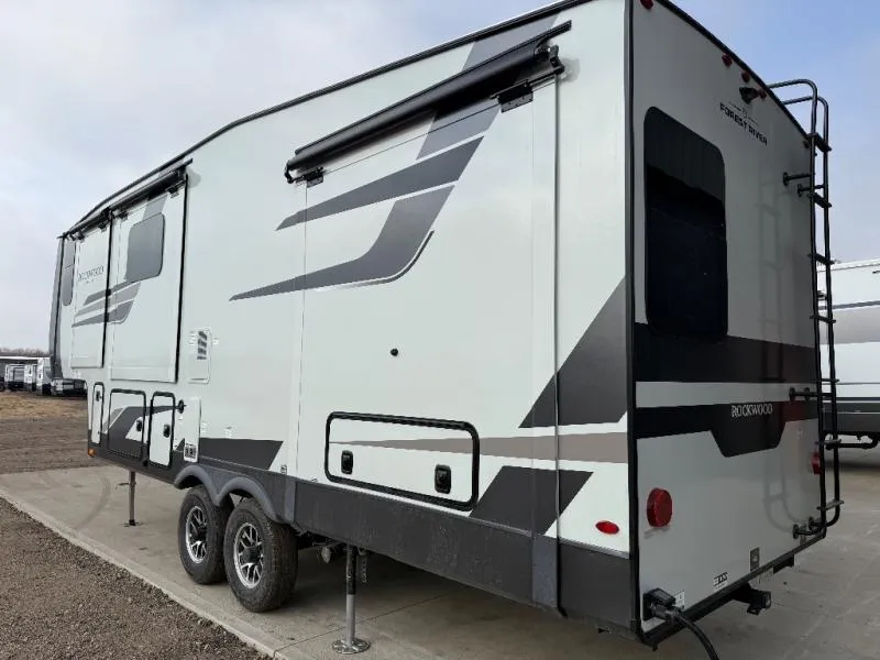 2026 Forest River Rockwood Signature 290SFK - Photo 4
