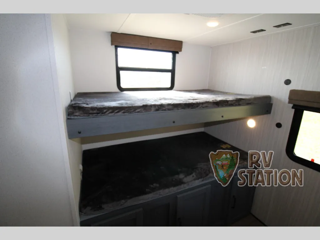 2027 Forest River Puma 32BHQS, Photos photo 40