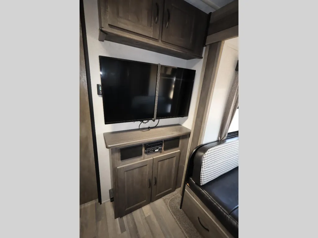 2019 Forest River Vibe 22RB, Photos photo 17