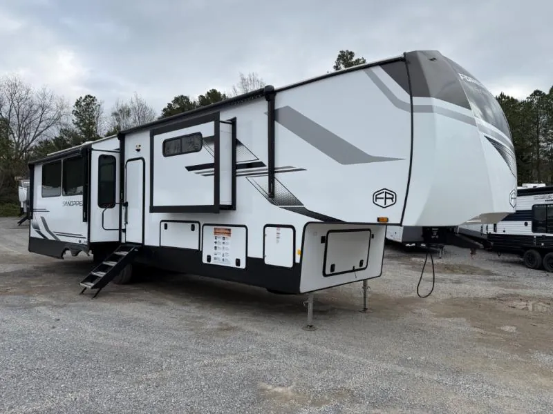 2026 Forest River Sandpiper 3800RK